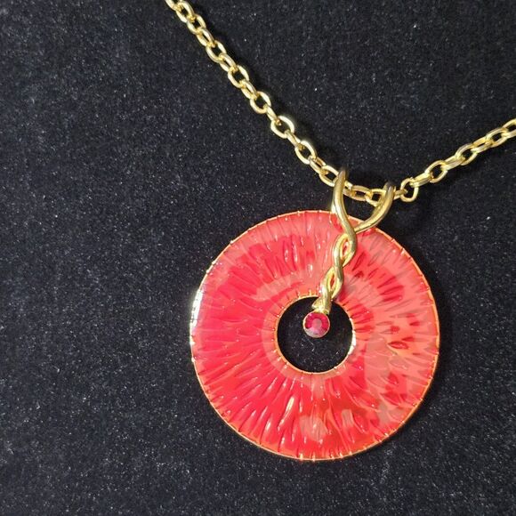 Gold Tone Red Enamel Circular Pendant With Red Rhinestone Accent Necklace 16 To - Picture 4 of 14